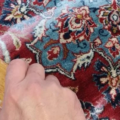 Nettoyage de tapis à la main